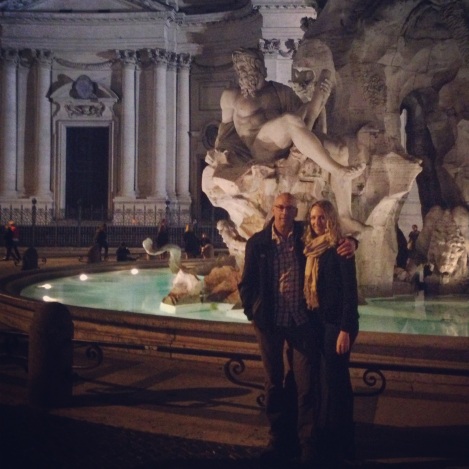Papa & Daughta <3 infront of Fontana dei Quattro Fiumi 